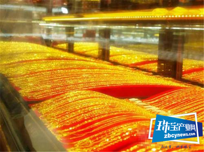 珠宝首饰线下门店闭门谢客 转攻线上静待反弹时机 珠宝首饰线下门店闭门谢客 转攻线上静待反弹时机