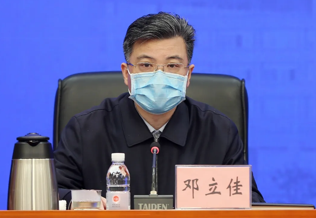 邓立佳:坚决打赢污染防治攻坚战,为决胜全面小康贡献力量 邓立佳:坚决打赢污染防治攻坚战,为决胜全面小康贡献力量