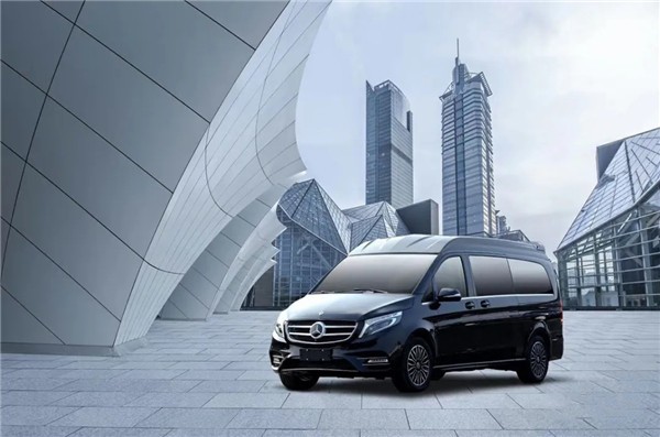 2020款奔驰V260L预付5万抵10万活动开启！ 外稳内华精英必备