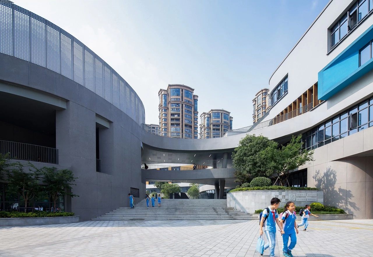 杭州市胜利小学新城校区及附属幼儿园 / 浙江大学建筑设计研究院 杭州市胜利小学新城校区及附属幼儿园 / 浙江大学建筑设计研究院