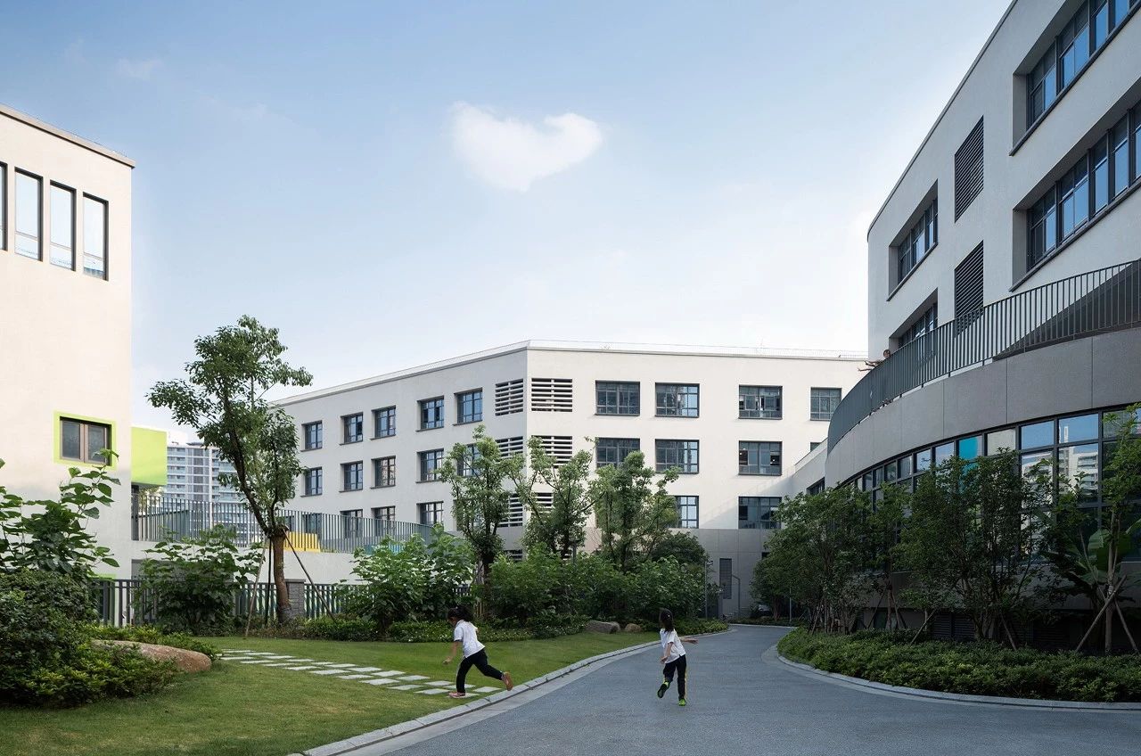 杭州市胜利小学新城校区及附属幼儿园 / 浙江大学建筑设计研究院 杭州市胜利小学新城校区及附属幼儿园 / 浙江大学建筑设计研究院