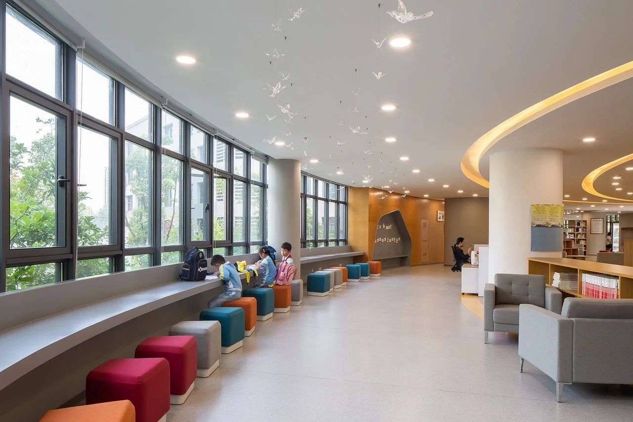 杭州市胜利小学新城校区及附属幼儿园 / 浙江大学建筑设计研究院 杭州市胜利小学新城校区及附属幼儿园 / 浙江大学建筑设计研究院