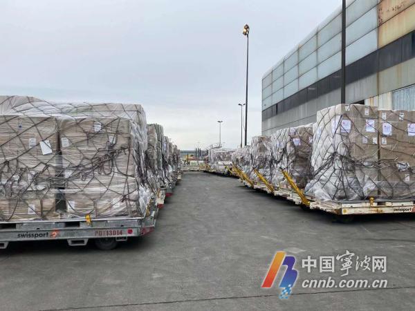 逆势增长!今年前2个月宁波保税区跨境电商进口增长42.5% 逆势增长!今年前2个月宁波保税区跨境电商进口增长42.5%