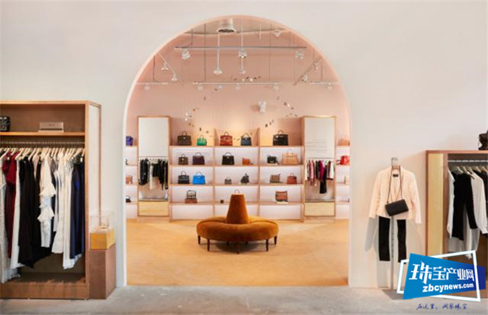 奢侈品二手电商The RealReal在湾区开了实体店,正在打磨“服务能力” 奢侈品二手电商The RealReal在湾区开了实体店,正在打磨“服务能力”