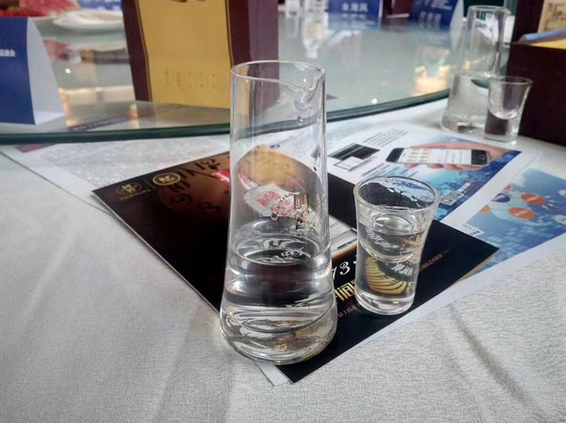 国窖1573年份酒品鉴会 国窖1573年份酒品鉴会
