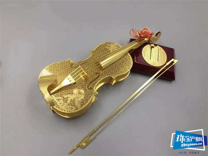 艺恒珠宝精品玫瑰花“小提琴”工艺品走俏市场 艺恒珠宝精品玫瑰花“小提琴”工艺品走俏市场