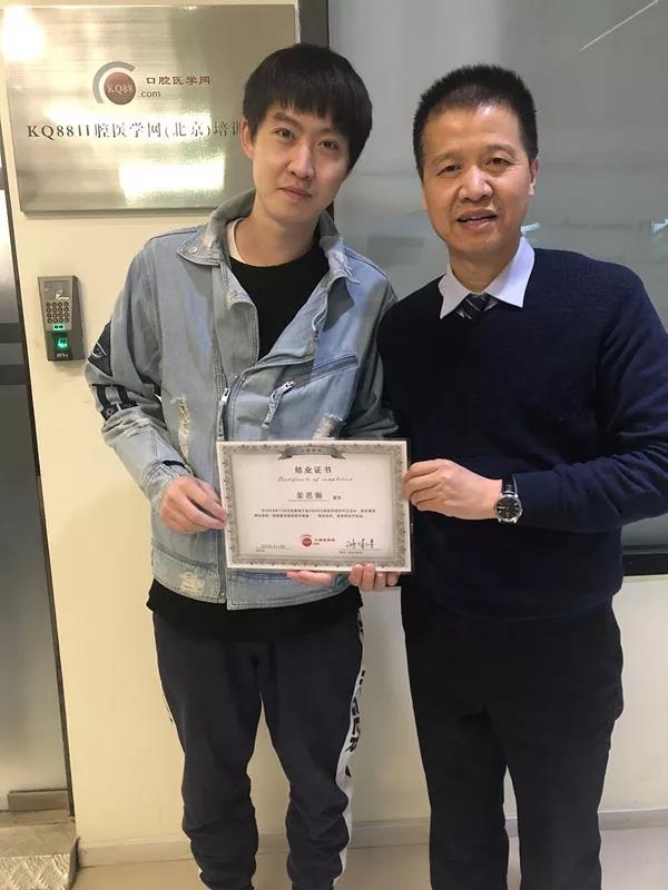 慈恩名人堂 | 姜思瀚 :彬彬有礼,竭诚相待。 慈恩名人堂 | 姜思瀚 :彬彬有礼,竭诚相待。