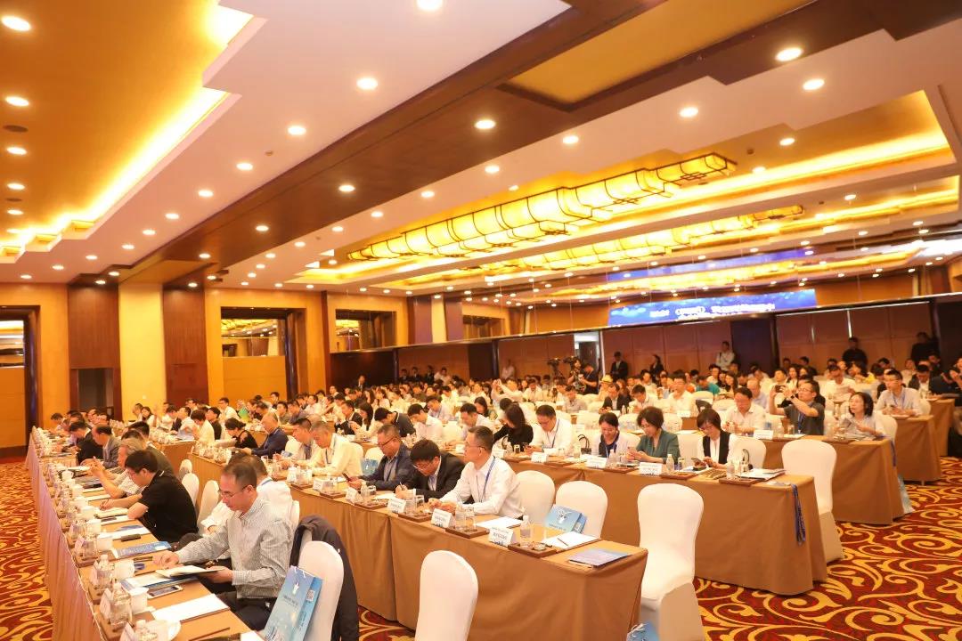 匡双礼律师在西湖论坛发表自贸区融资租赁司法与金融主题演讲 匡双礼律师在西湖论坛发表自贸区融资租赁司法与金融主题演讲