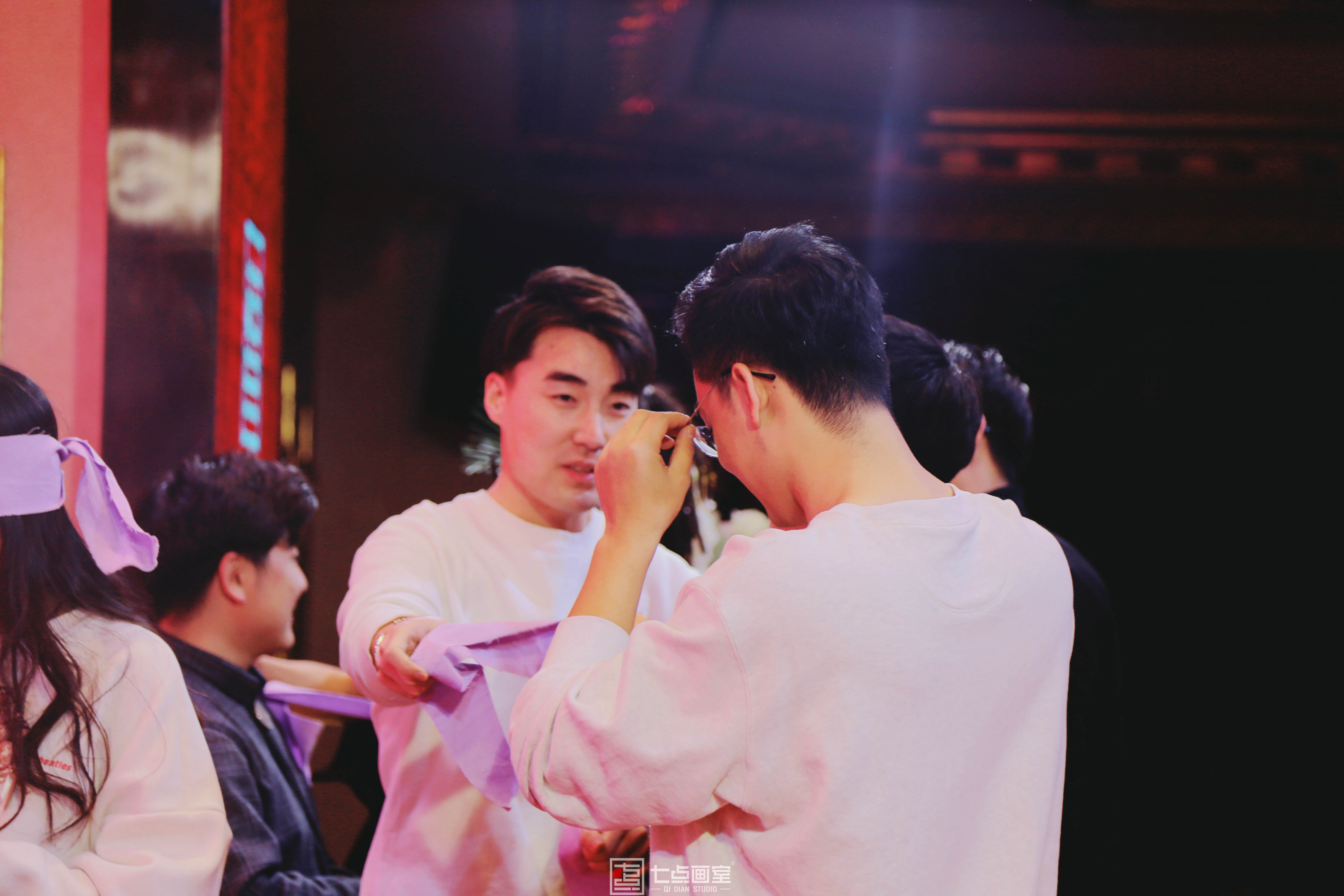 2020七点年会,让我们继续乘风破浪,再创辉煌 2020七点年会,让我们继续乘风破浪,再创辉煌
