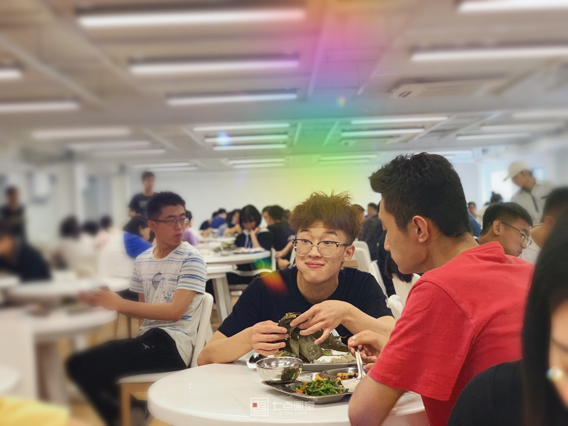 闭关的第N天真的想你们了,快来一键重启我们的快乐 闭关的第N天真的想你们了,快来一键重启我们的快乐