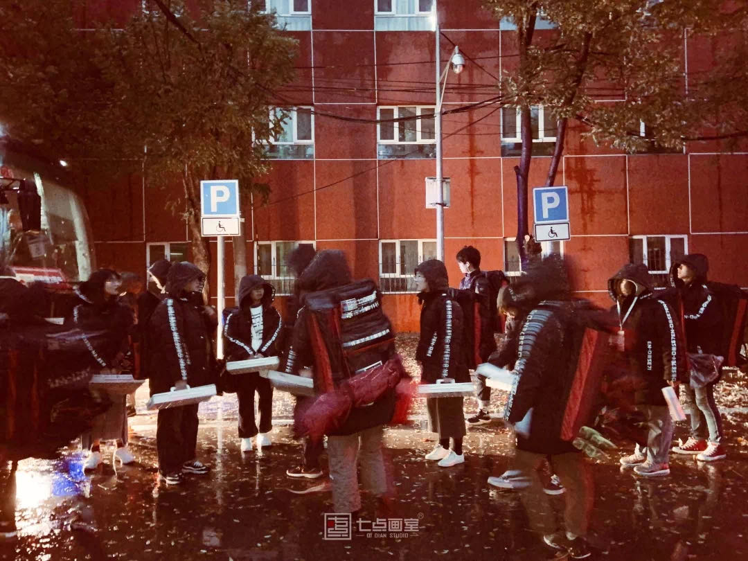 闭关的第N天真的想你们了,快来一键重启我们的快乐 闭关的第N天真的想你们了,快来一键重启我们的快乐