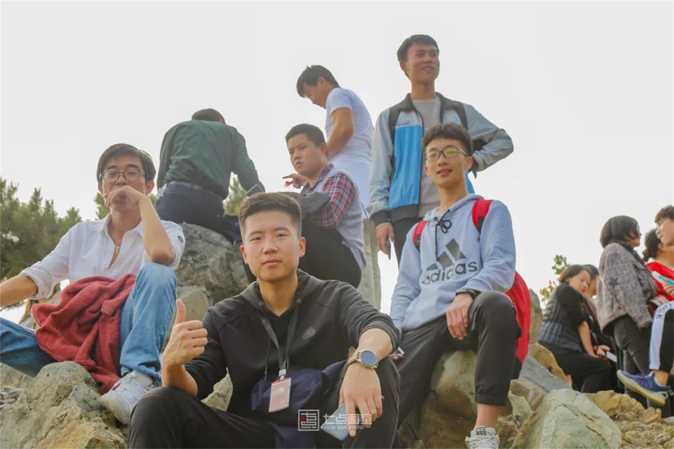 闭关的第N天真的想你们了,快来一键重启我们的快乐 闭关的第N天真的想你们了,快来一键重启我们的快乐