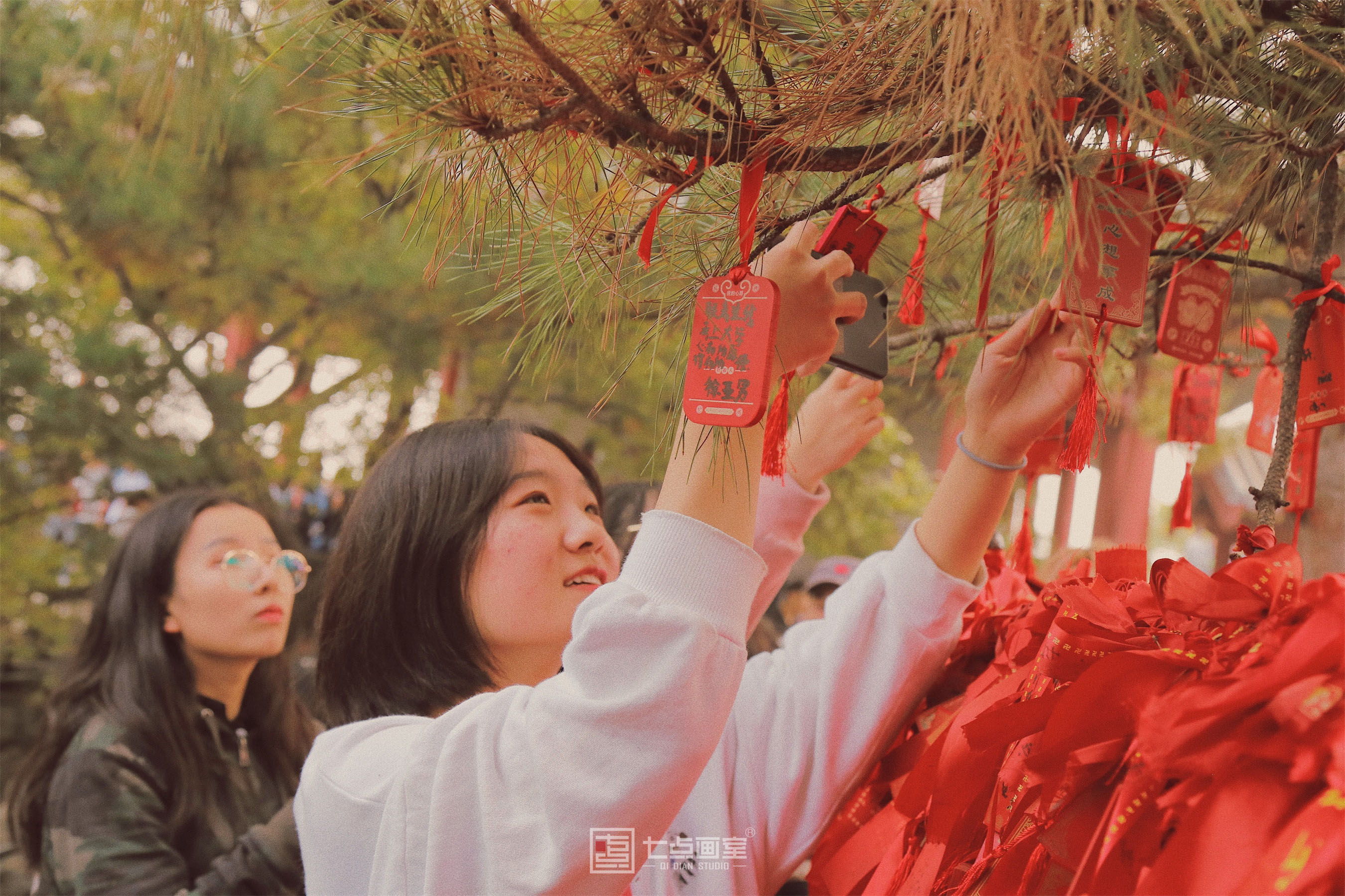 闭关的第N天真的想你们了,快来一键重启我们的快乐 闭关的第N天真的想你们了,快来一键重启我们的快乐