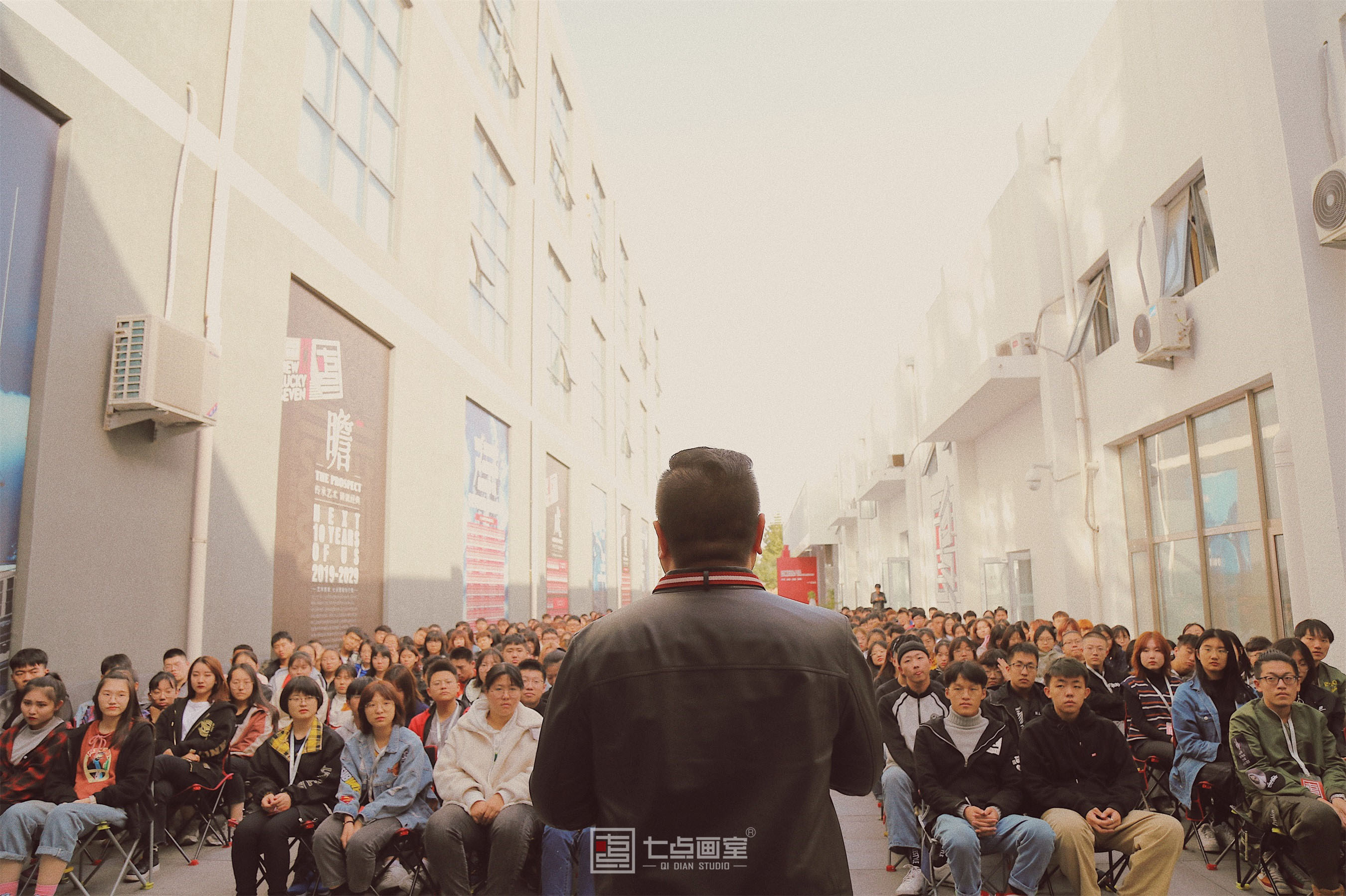 闭关的第N天真的想你们了,快来一键重启我们的快乐 闭关的第N天真的想你们了,快来一键重启我们的快乐
