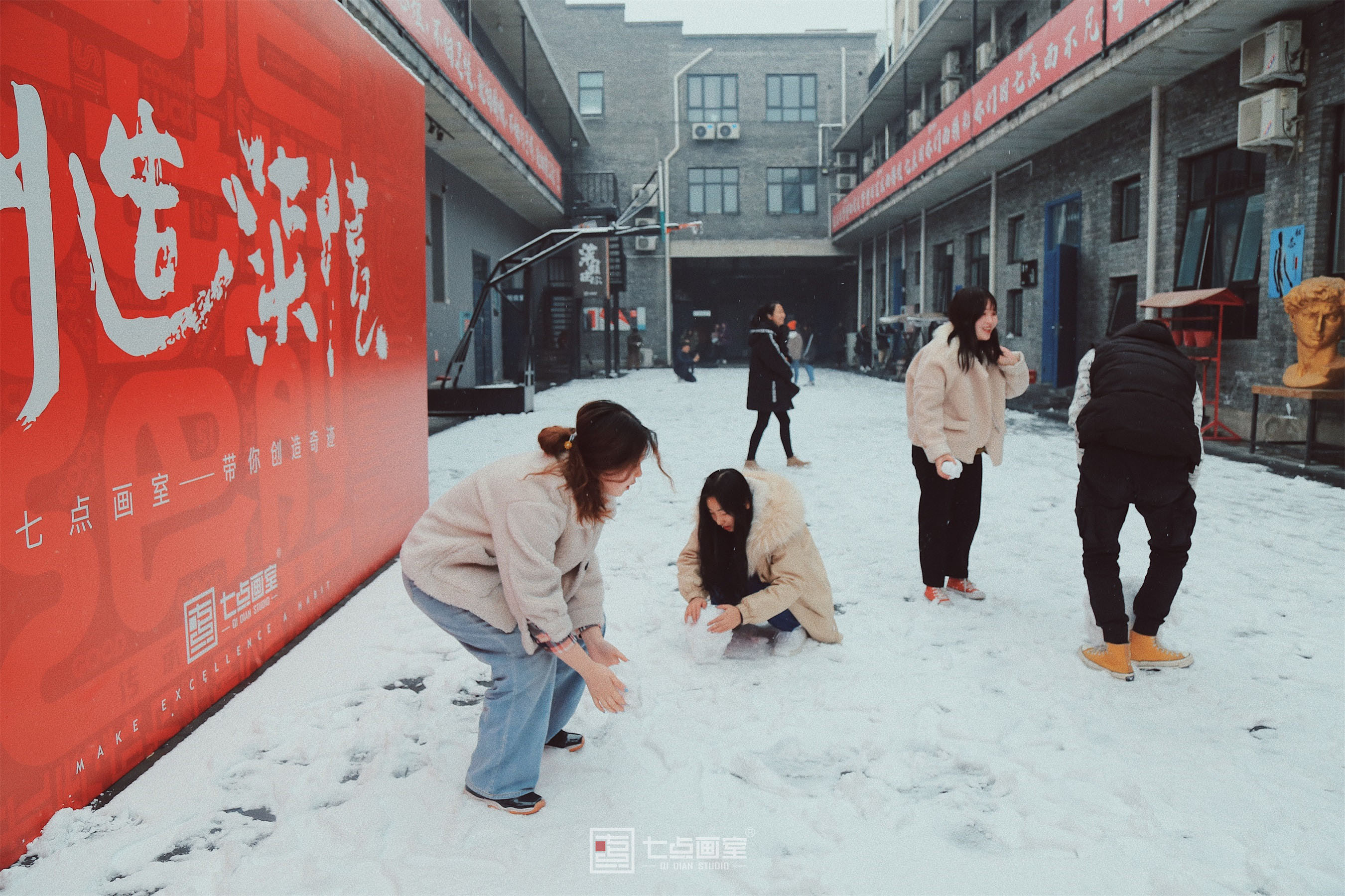 闭关的第N天真的想你们了,快来一键重启我们的快乐 闭关的第N天真的想你们了,快来一键重启我们的快乐