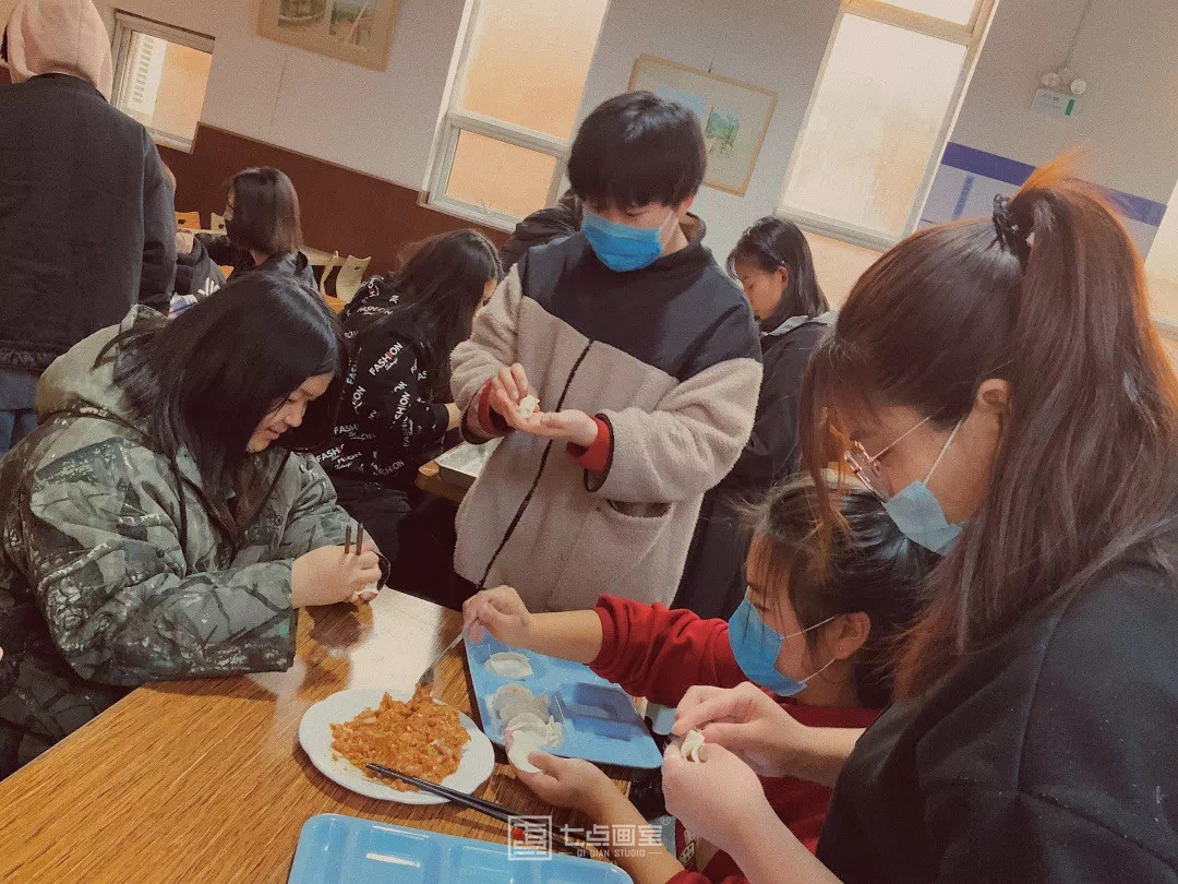 闭关的第N天真的想你们了,快来一键重启我们的快乐 闭关的第N天真的想你们了,快来一键重启我们的快乐