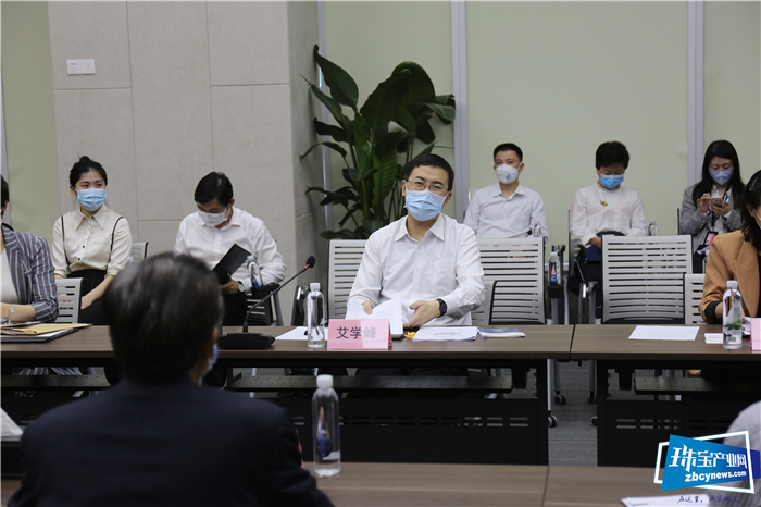 探讨黄金珠宝产业创新发展 深圳市副市长艾学峰率队走进水贝壹号调研翠绿集团 探讨黄金珠宝产业创新发展 深圳市副市长艾学峰率队走进水贝壹号调研翠绿集团
