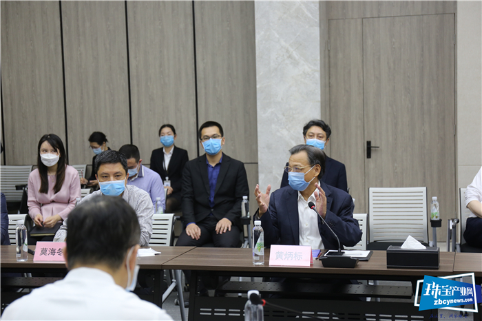探讨黄金珠宝产业创新发展 深圳市副市长艾学峰率队走进水贝壹号调研翠绿集团 探讨黄金珠宝产业创新发展 深圳市副市长艾学峰率队走进水贝壹号调研翠绿集团