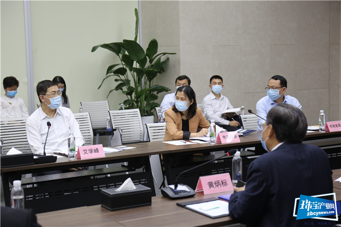 探讨黄金珠宝产业创新发展 深圳市副市长艾学峰率队走进水贝壹号调研翠绿集团 探讨黄金珠宝产业创新发展 深圳市副市长艾学峰率队走进水贝壹号调研翠绿集团