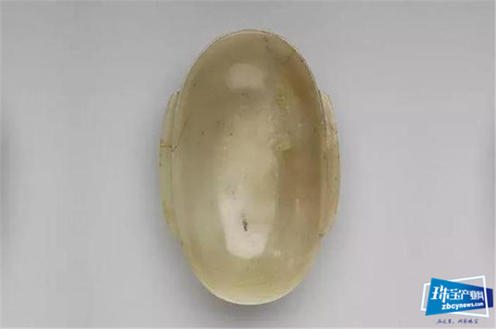 浅谈战汉两代玉器的不同艺术表达力 浅谈战汉两代玉器的不同艺术表达力