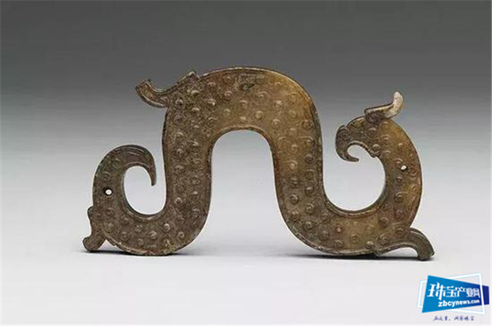 浅谈战汉两代玉器的不同艺术表达力 浅谈战汉两代玉器的不同艺术表达力