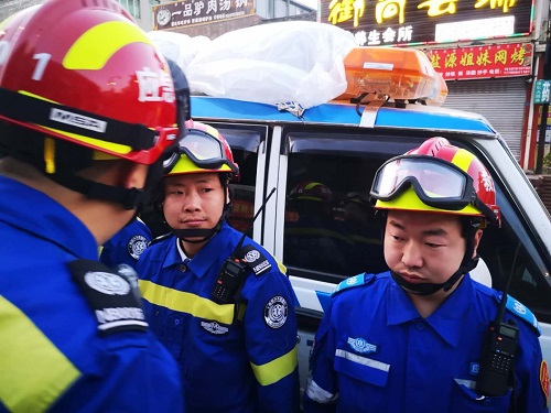 西昌山火 道和遠大人千里馳援