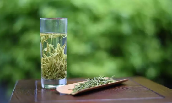 绿昂绿至茶，保护血管健康通！