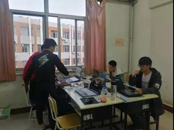 打造大學生科技創(chuàng)新團隊服務校友企業(yè)