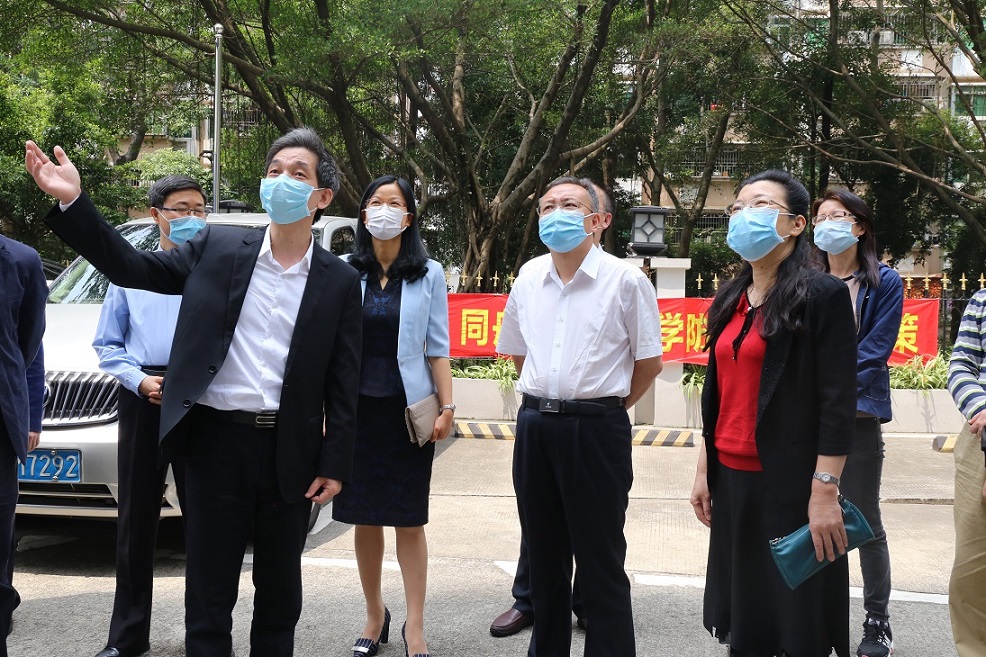 省委统战部副部长、省民族宗教委党组书记、主任 李秀英来深圳基督教调研 省委统战部副部长、省民族宗教委党组书记、主任 李秀英来深圳基督教调研