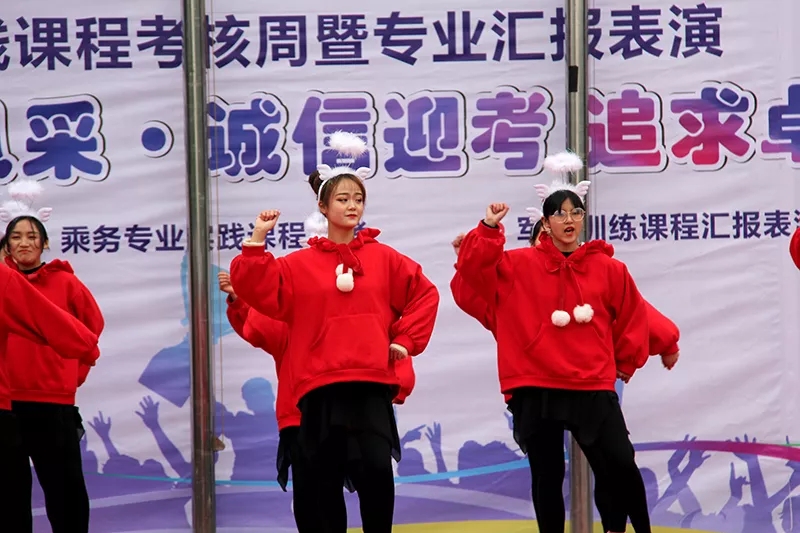 在弘博|青春正当时 在弘博|青春正当时