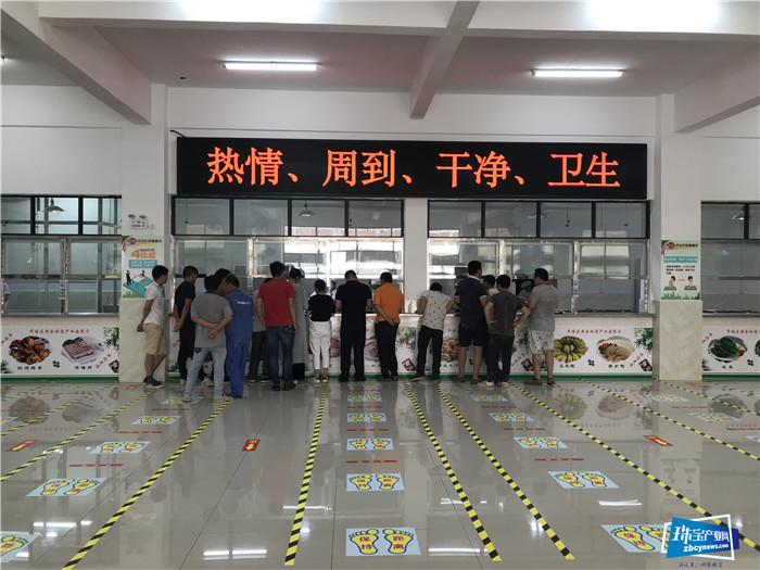 构建从生产到展厅一站式服务 广西平桂黄金珠宝城再次迎来大湾区珠宝企业考察团 构建从生产到展厅一站式服务 广西平桂黄金珠宝城再次迎来大湾区珠宝企业考察团