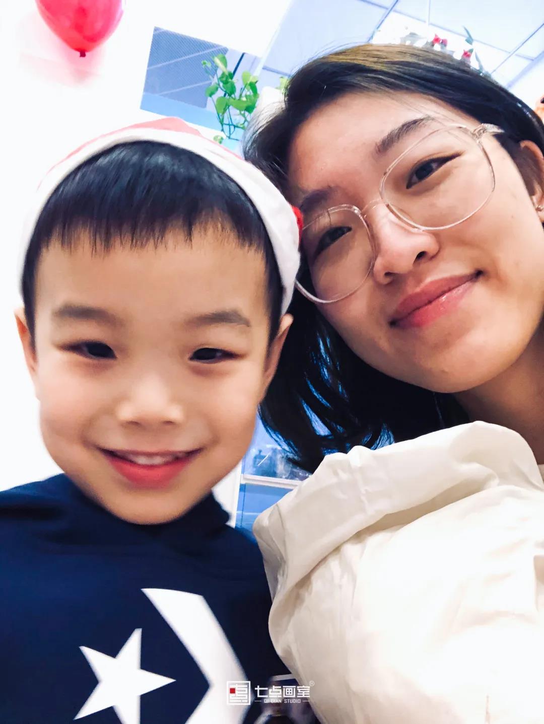 美术生丨画出最深的爱给妈妈 美术生丨画出最深的爱给妈妈