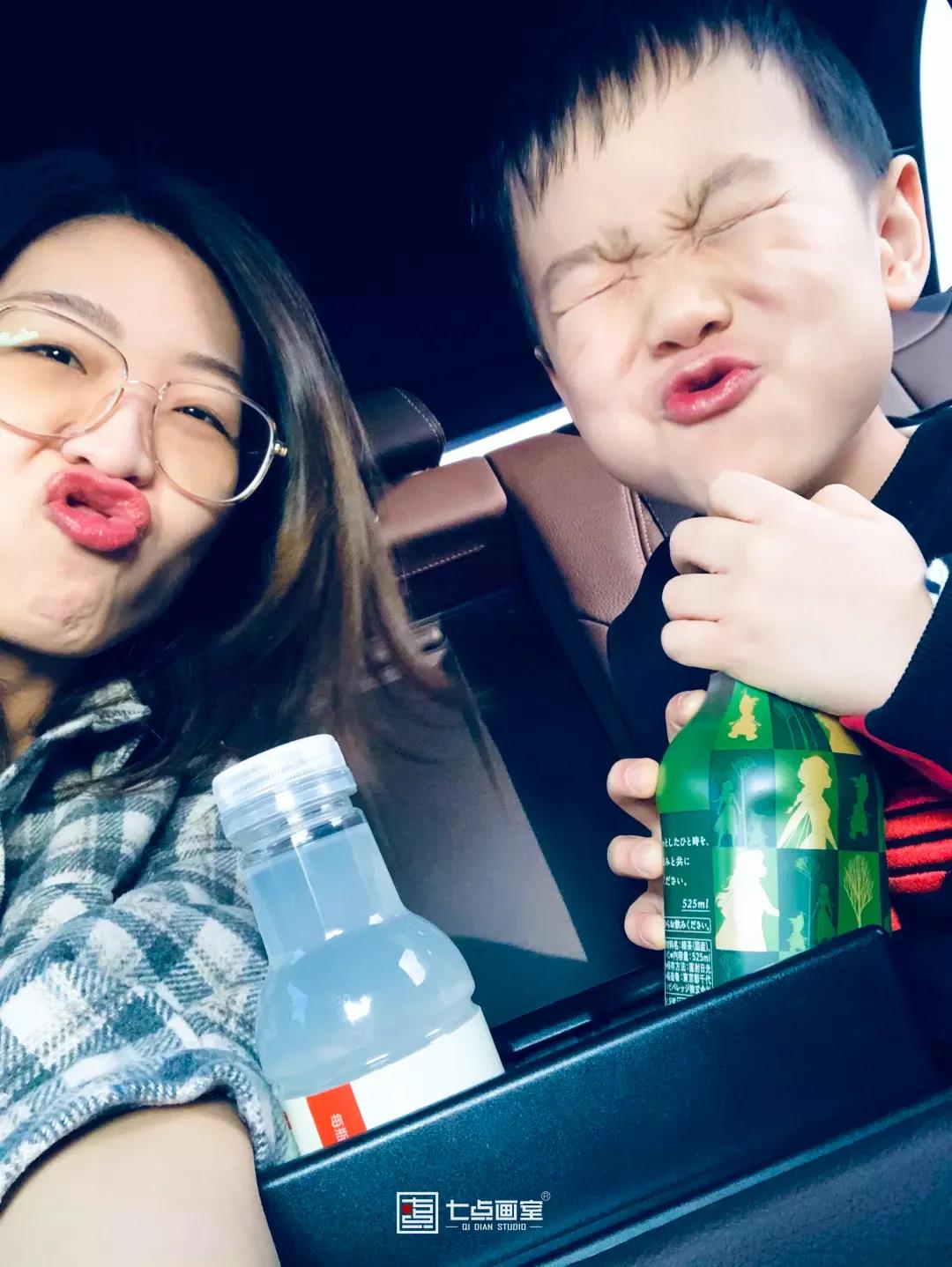美术生丨画出最深的爱给妈妈 美术生丨画出最深的爱给妈妈