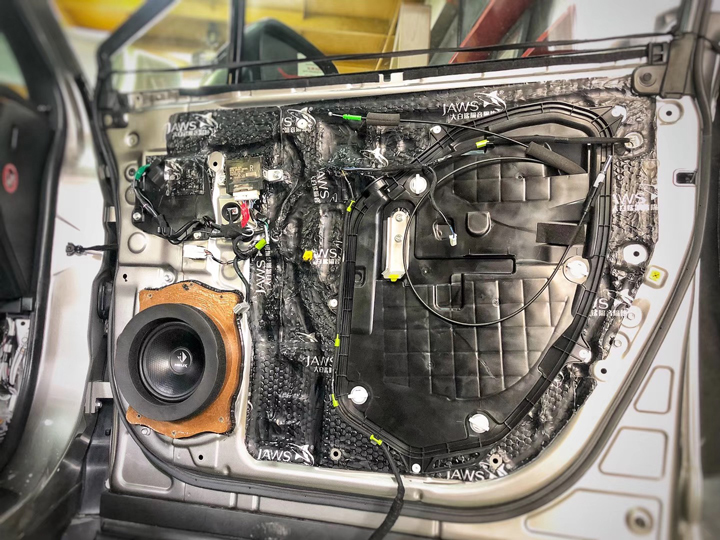凌志RX350升级德国HELIX音响，创造与众不同的新世界