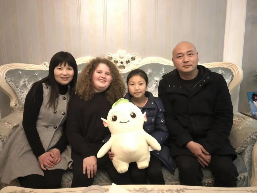 这一次,成都王府的孩子们,再次与世界学子并肩! 这一次,成都王府的孩子们,再次与世界学子并肩!