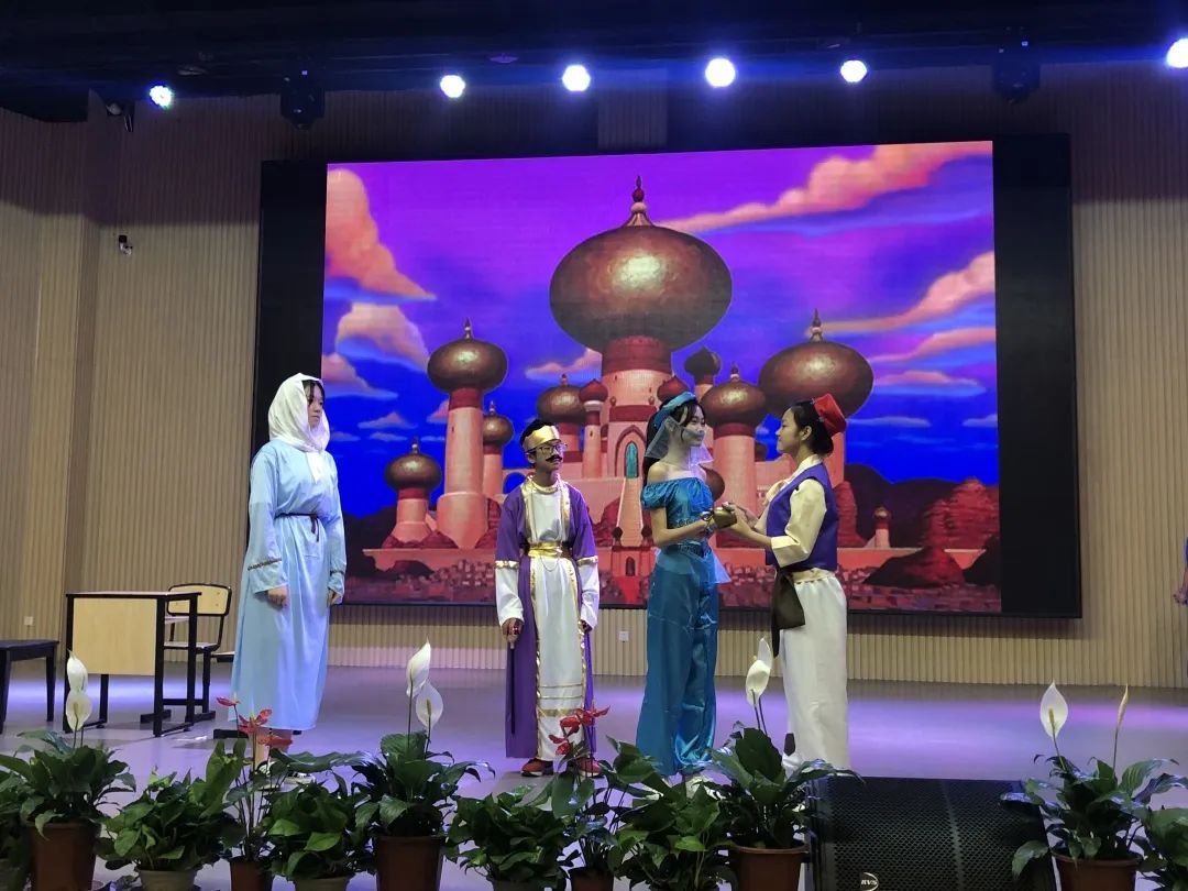 这一次,成都王府的孩子们,再次与世界学子并肩! 这一次,成都王府的孩子们,再次与世界学子并肩!