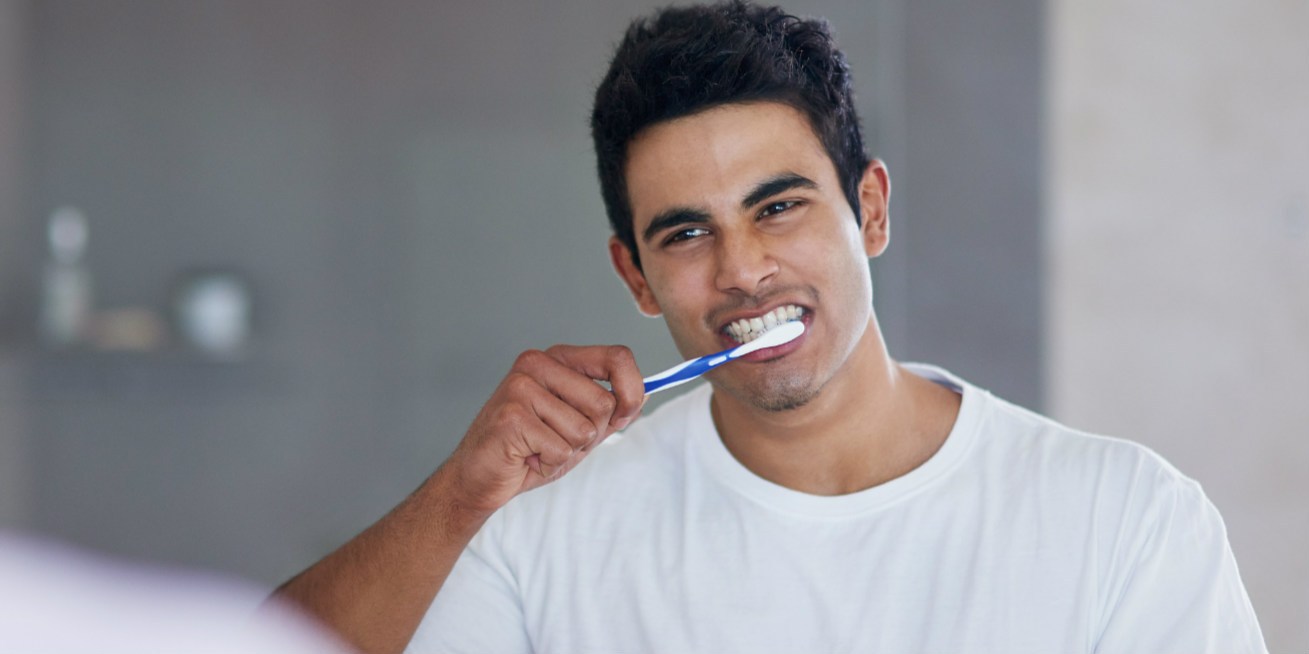 深圳口腔医院建议使用电动牙刷