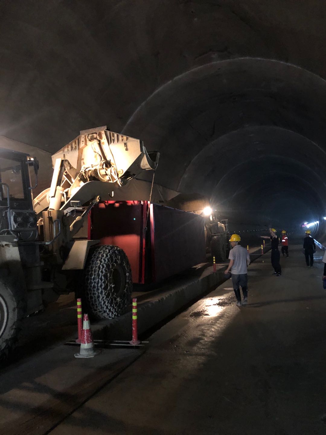 贵南高铁河池段永兴一号隧道项目智能灌浆系统应用