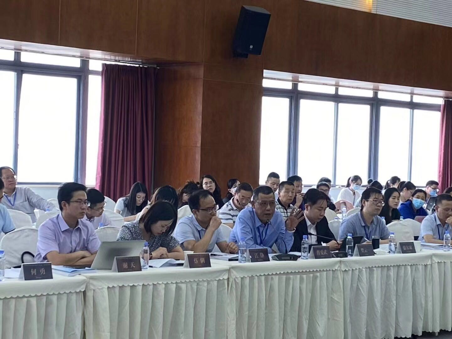 豪诚动态丨集团董事长曹爱武受邀参加首届“破产法治·天府论坛”并作嘉宾发言