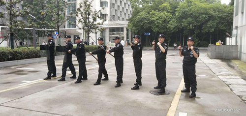 卫事康超凡战队：“黑衣战士”的风采