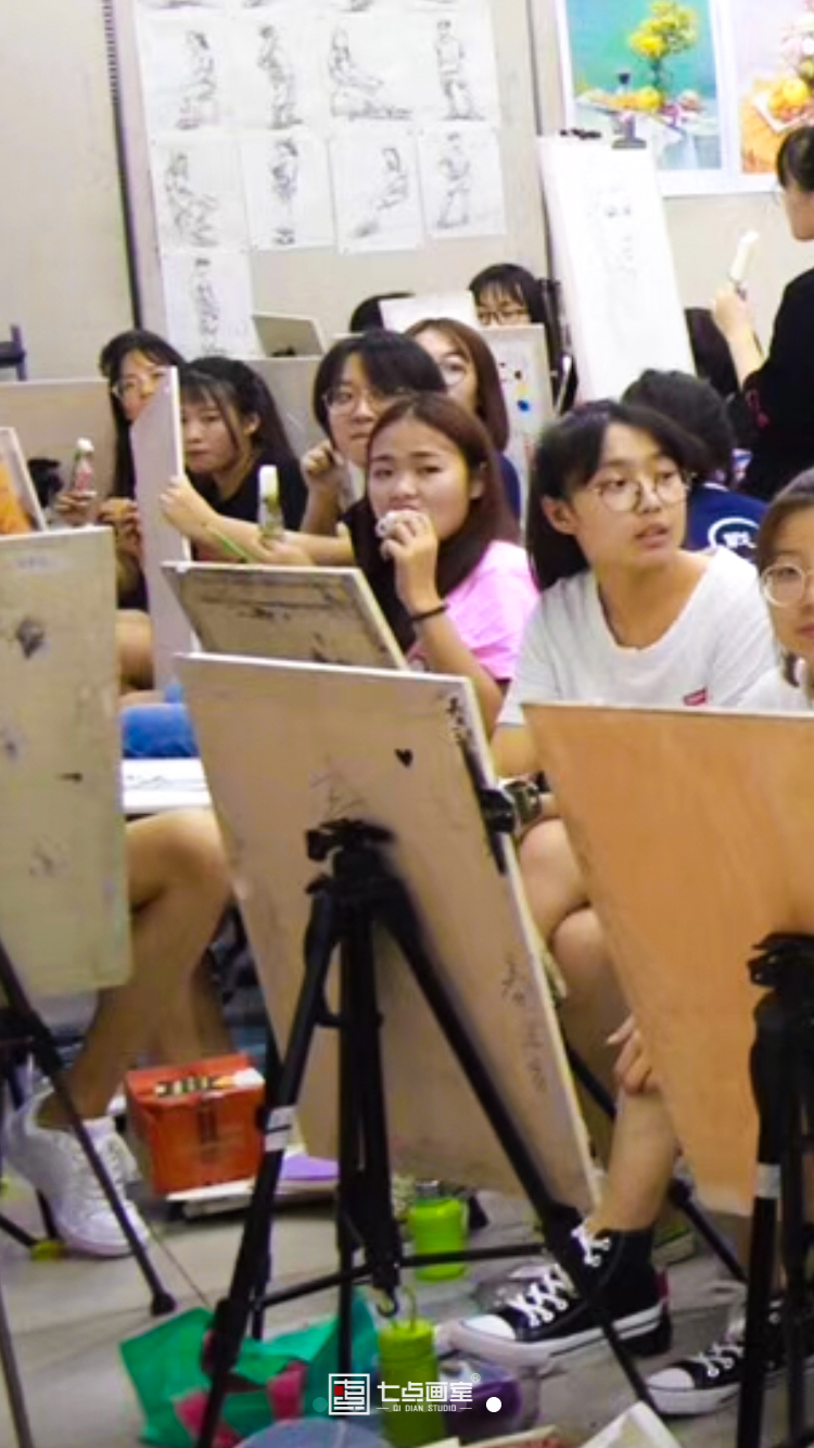 【硬核少女刘唤楠】从零基础到央美录取,她只做了这一件事——坚持 【硬核少女刘唤楠】从零基础到央美录取,她只做了这一件事——坚持