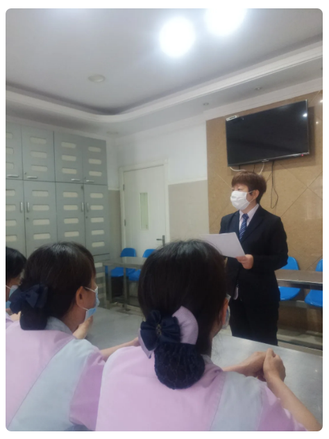 卫事康人：你努力工作的样子，真美！