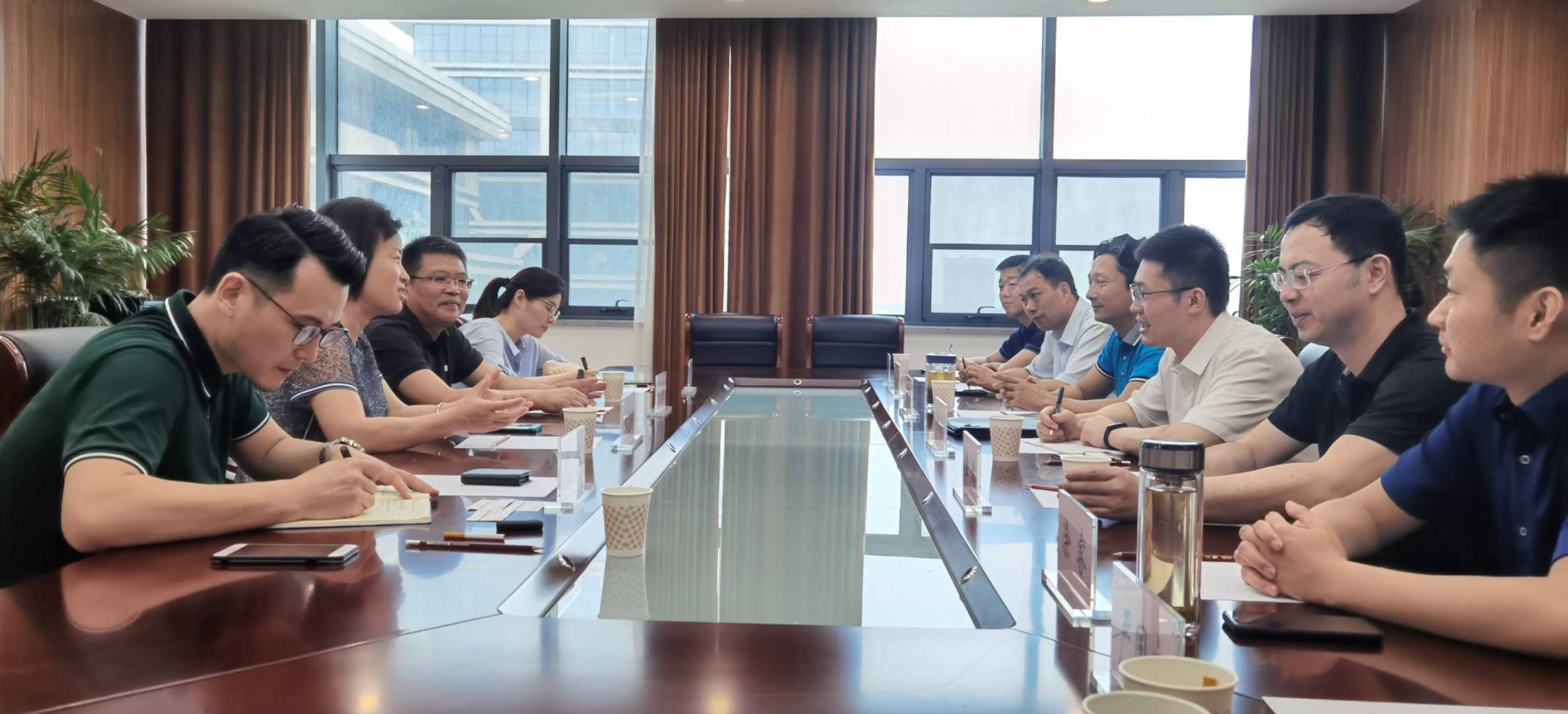 徽商银行总行、六安分行等领导一行来访 商谈金开区城投项目合作