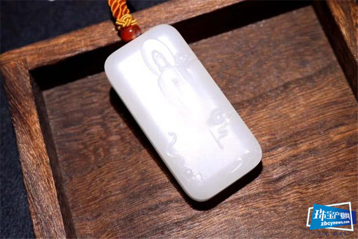 适合男士佩戴的珠宝首饰,翡翠玉石,它们的款式以及寓意你了解吗 适合男士佩戴的珠宝首饰,翡翠玉石,它们的款式以及寓意你了解吗