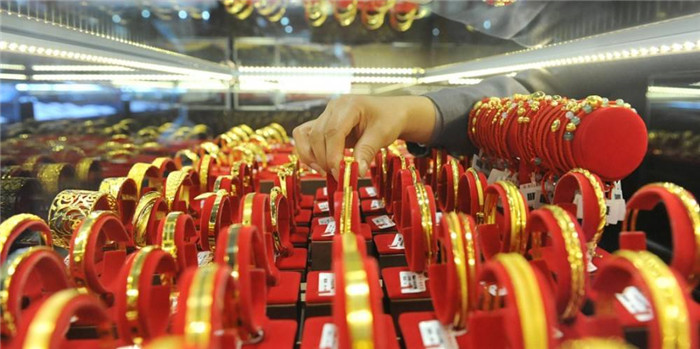 疫情下线下金饰消费低迷,“中国大妈”去哪了? 疫情下线下金饰消费低迷,“中国大妈”去哪了?