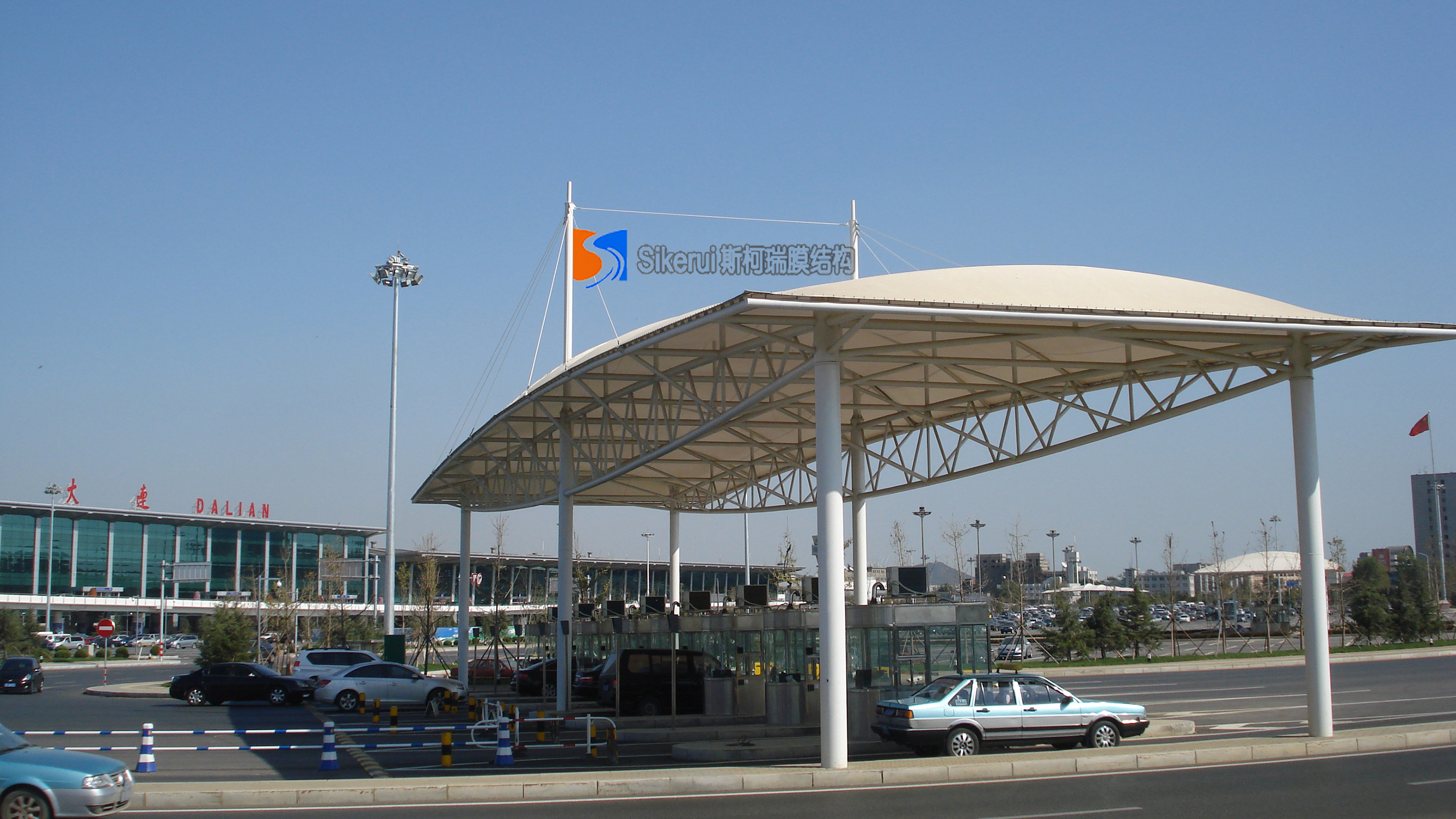 大连国际机场出入口膜结构项目