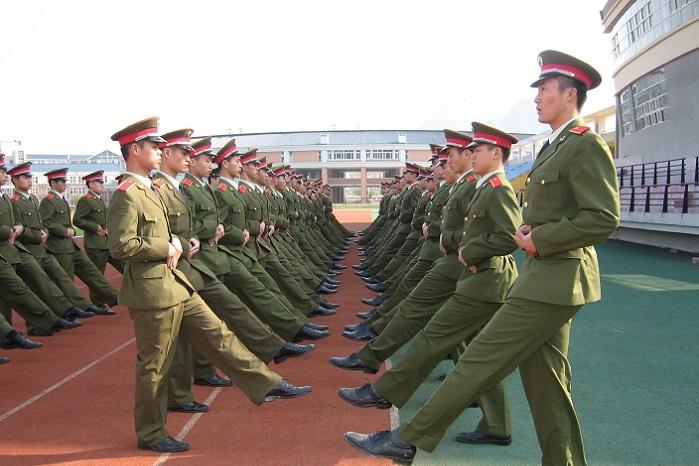 高考军校警校哪些方面的不同