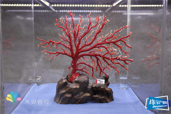 献礼七·一 水贝壹号“中国红 中国梦”系列展览活动开幕 献礼七·一 水贝壹号“中国红 中国梦”系列展览活动开幕