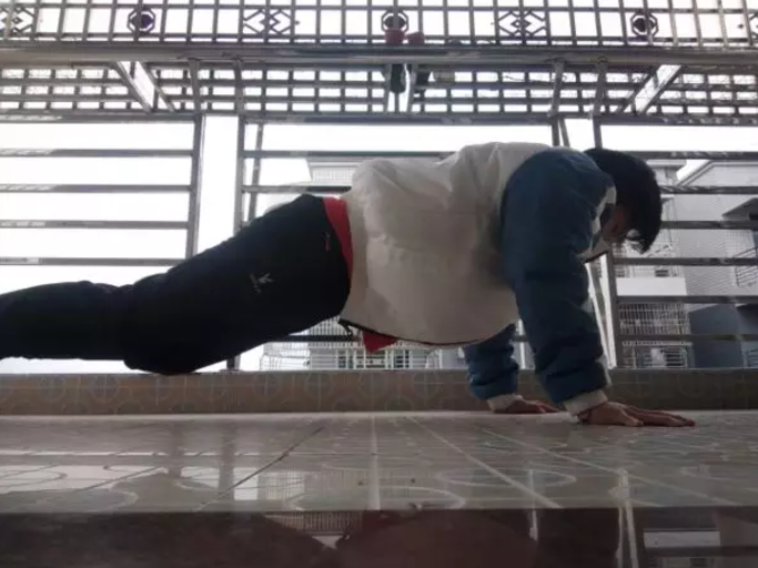 在弘博|“停学不停课”简报 在弘博|“停学不停课”简报