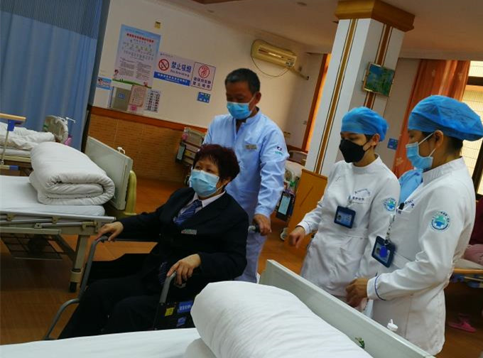 勤学不辍，方能业精！学习我们是认真的！